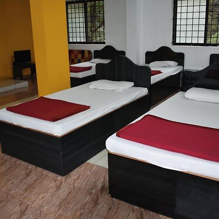 Hotel Gananjaya Gokarna  Esterno foto