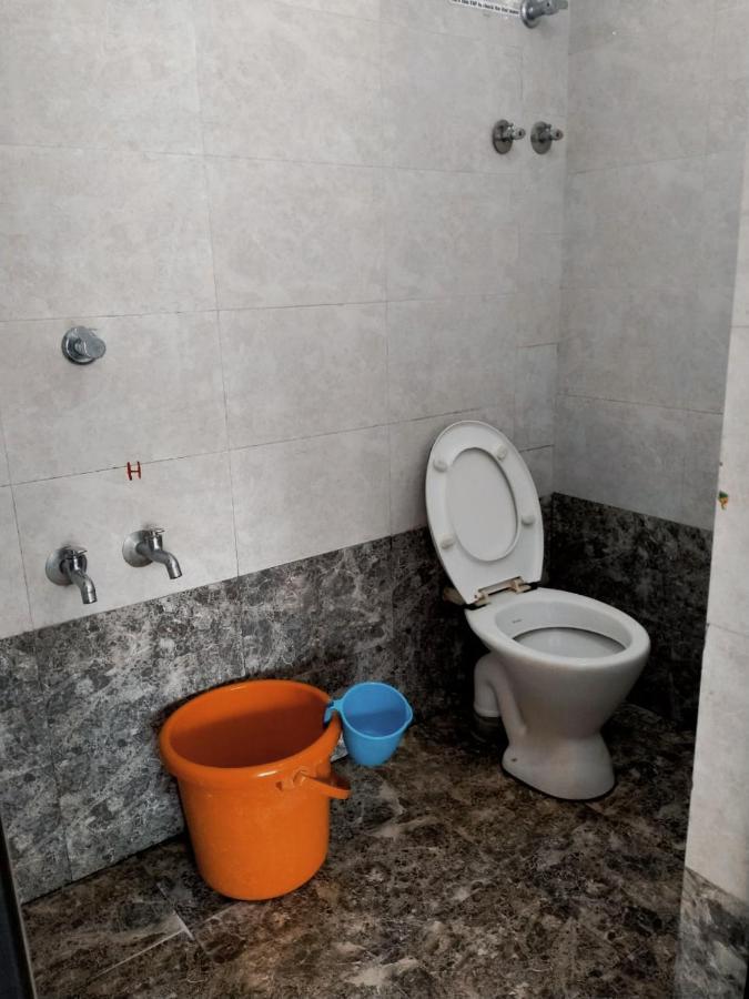 Hotel Gananjaya Gokarna  Esterno foto